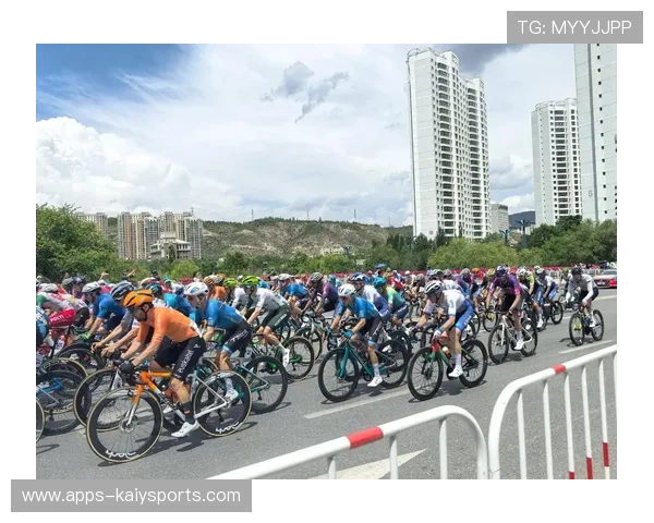 自行车赛团队在高海拔训练中提升耐力表现